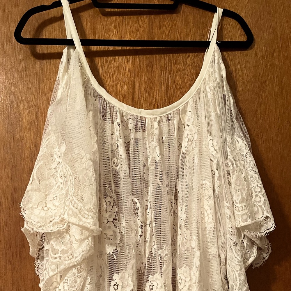 Lacey Free People Coverup - Picture 2 of 3